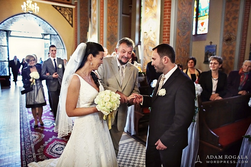 Fotograf ślubny Białystok, fotograf na wesele, fotografia ślubna, sesja, reportaż, przygotowania, błogosławieństwo, ceremonia